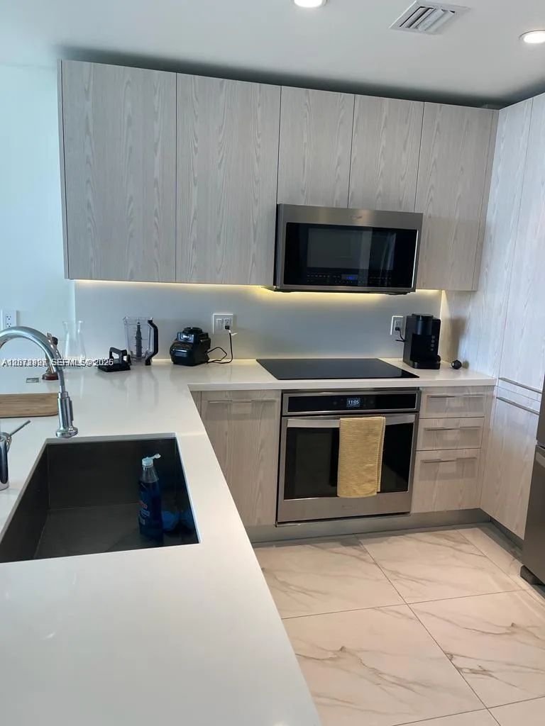 2000 Metropica Way # 805, Sunrise, FL 33323 photo 3