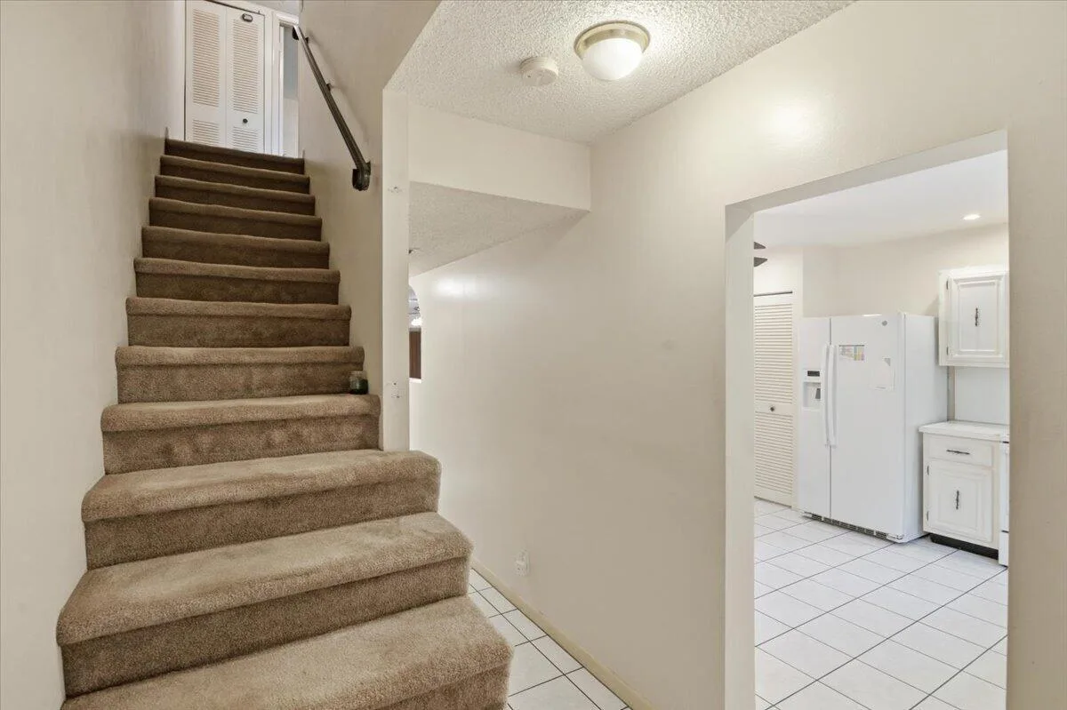 275 Jacaranda Drive, Plantation, FL 33324 photo 7