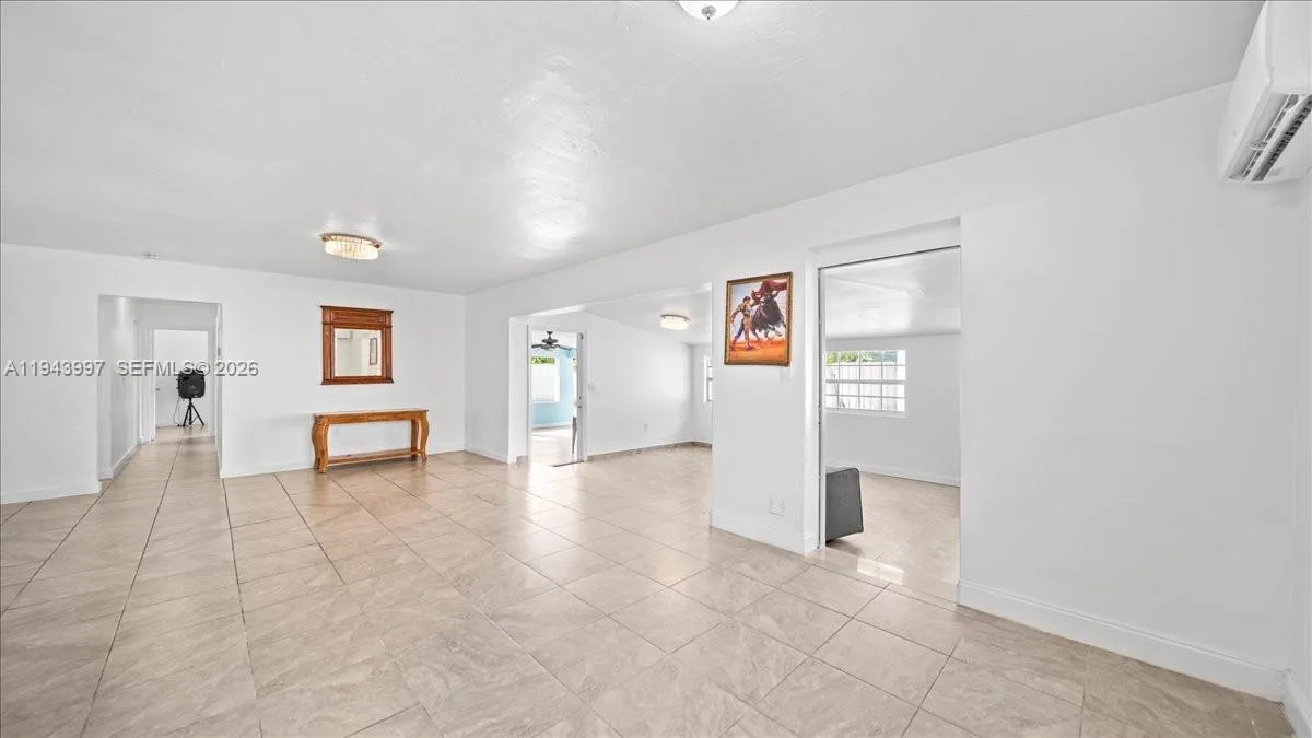 18502 NW 23rd Ct, Miami Gardens, FL 33056 photo 5