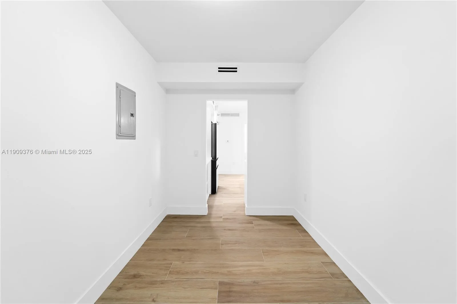10185 Collins Ave # 722, Bal Harbour, FL 33154 photo 3