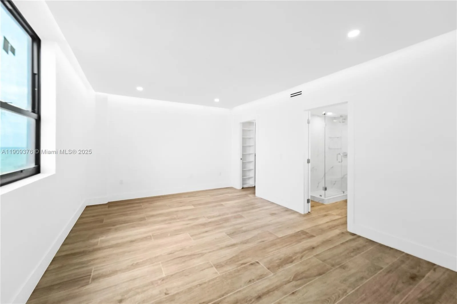 10185 Collins Ave # 722, Bal Harbour, FL 33154 photo 8