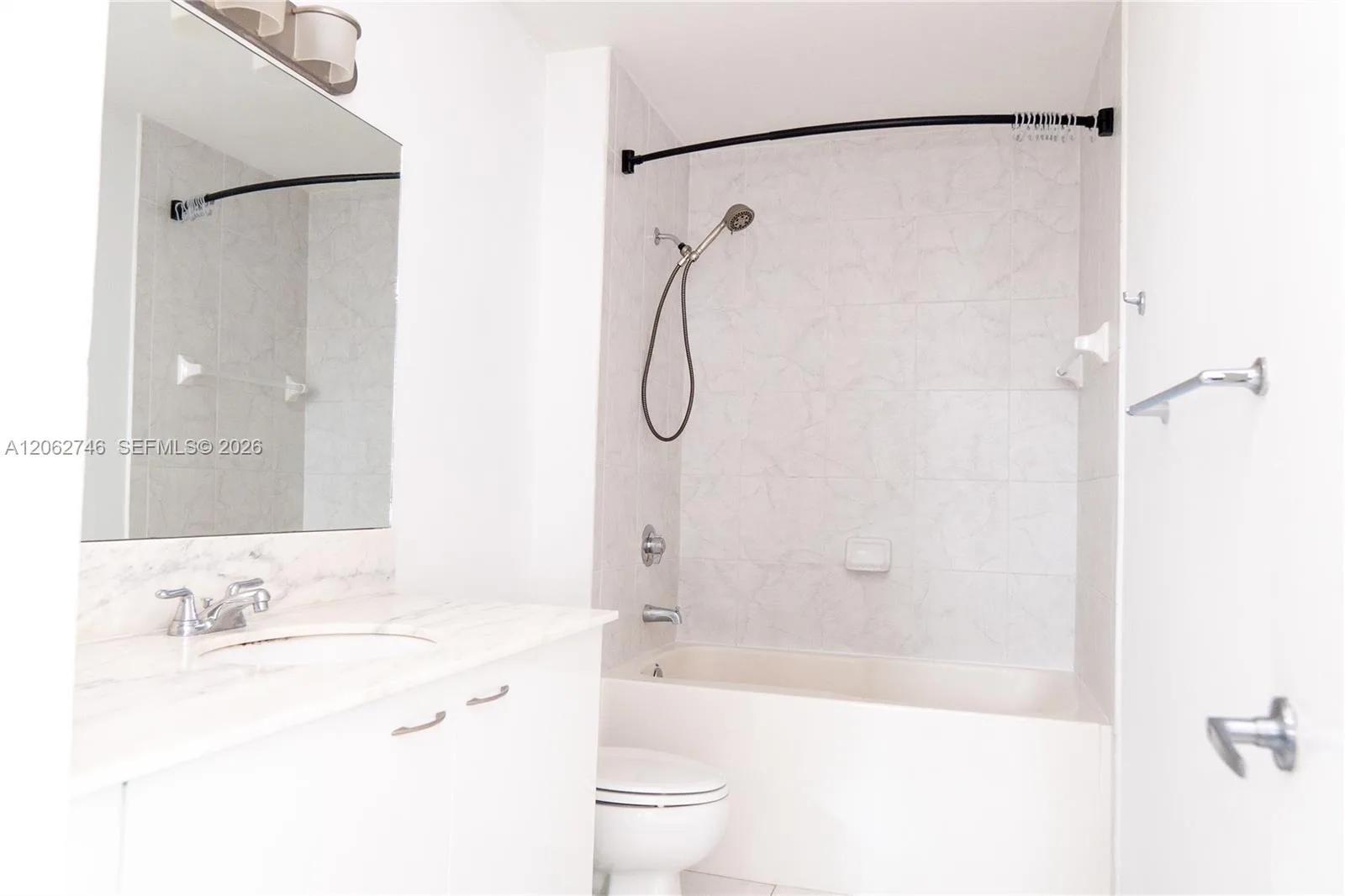 133 NE 2nd Ave # 1202, Miami, FL 33132 photo 8