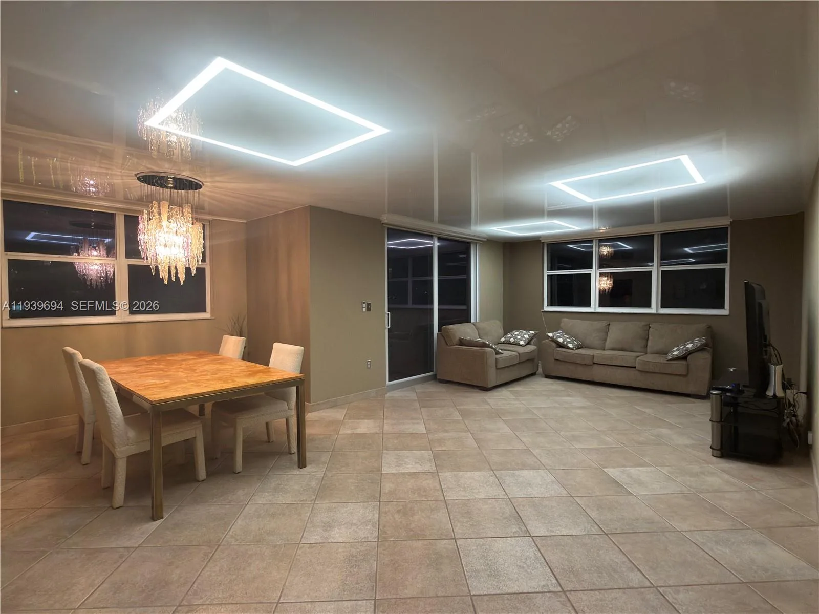 1833 S Ocean Dr # 1402, Hallandale Beach, FL 33009 photo 10