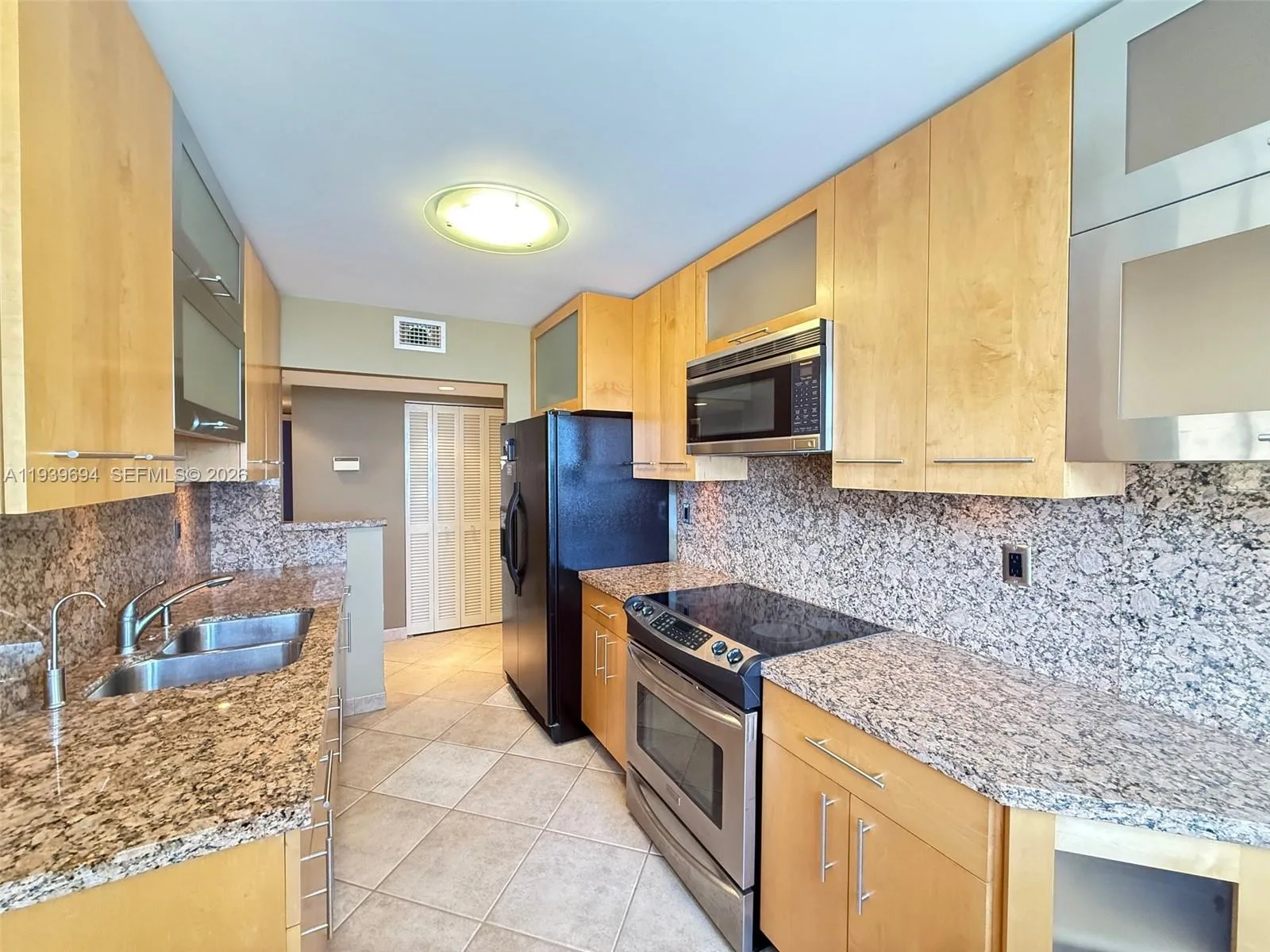 1833 S Ocean Dr # 1402, Hallandale Beach, FL 33009 photo 13