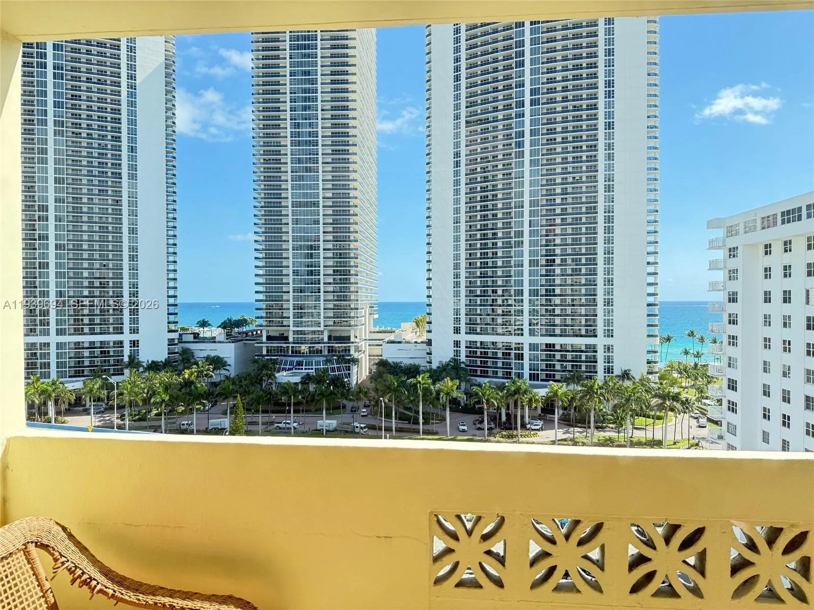 1833 S Ocean Dr # 1402, Hallandale Beach, FL 33009 photo 4