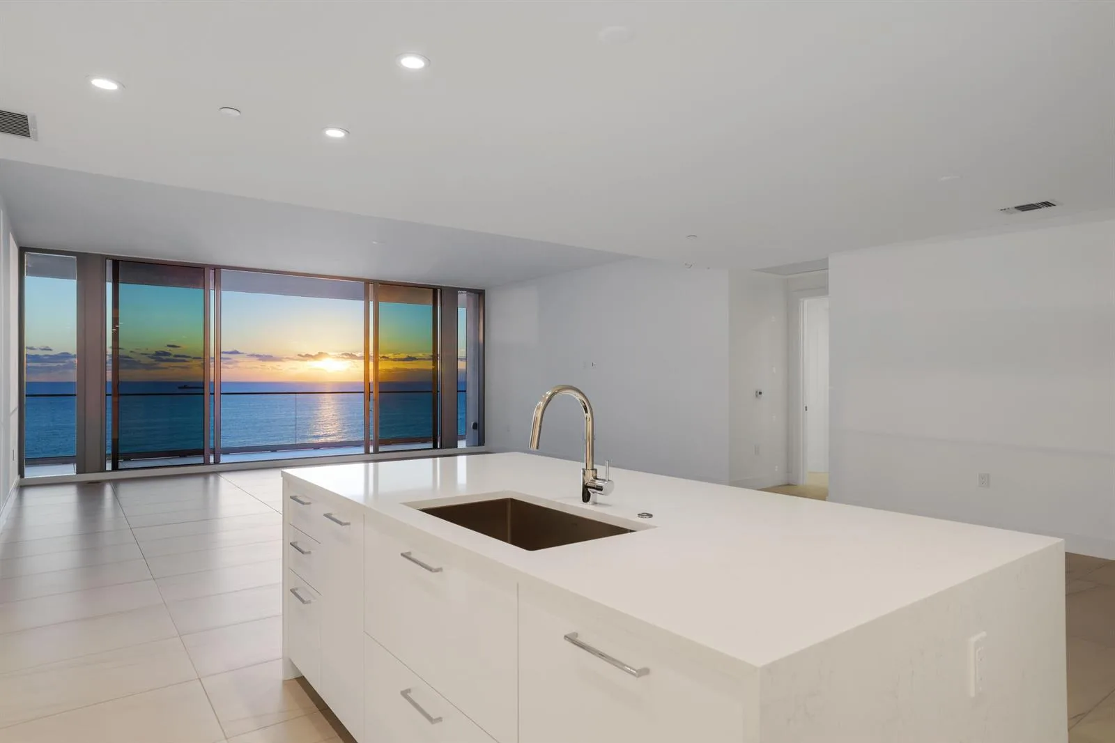 153 N Seabreeze Boulevard # 1001, Fort Lauderdale, FL 33304