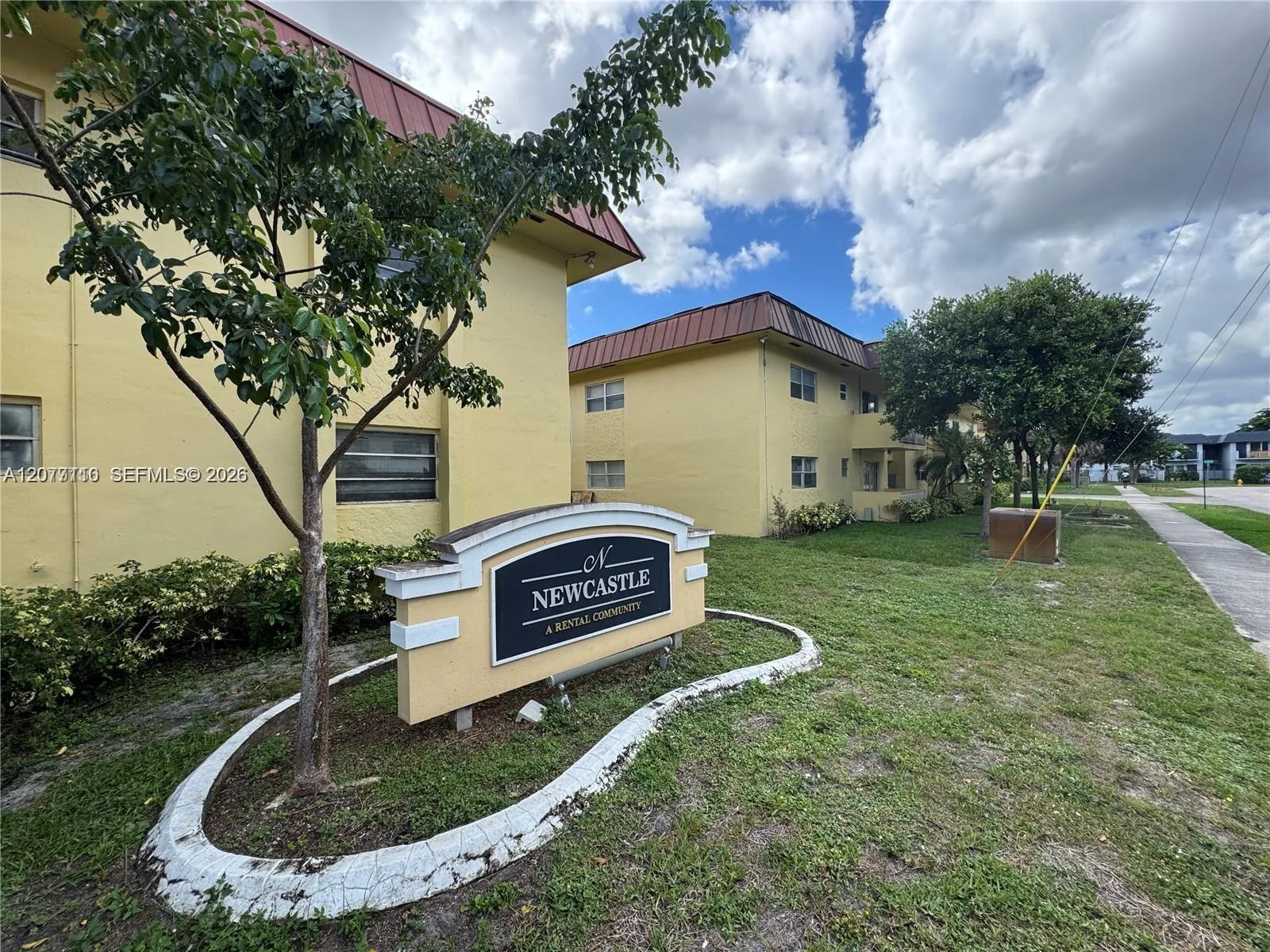 3400 NW 30th St # 6, Lauderdale Lakes, FL 33311