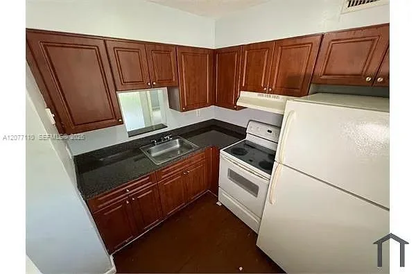 3400 NW 30th St # 6, Lauderdale Lakes, FL 33311 photo 4