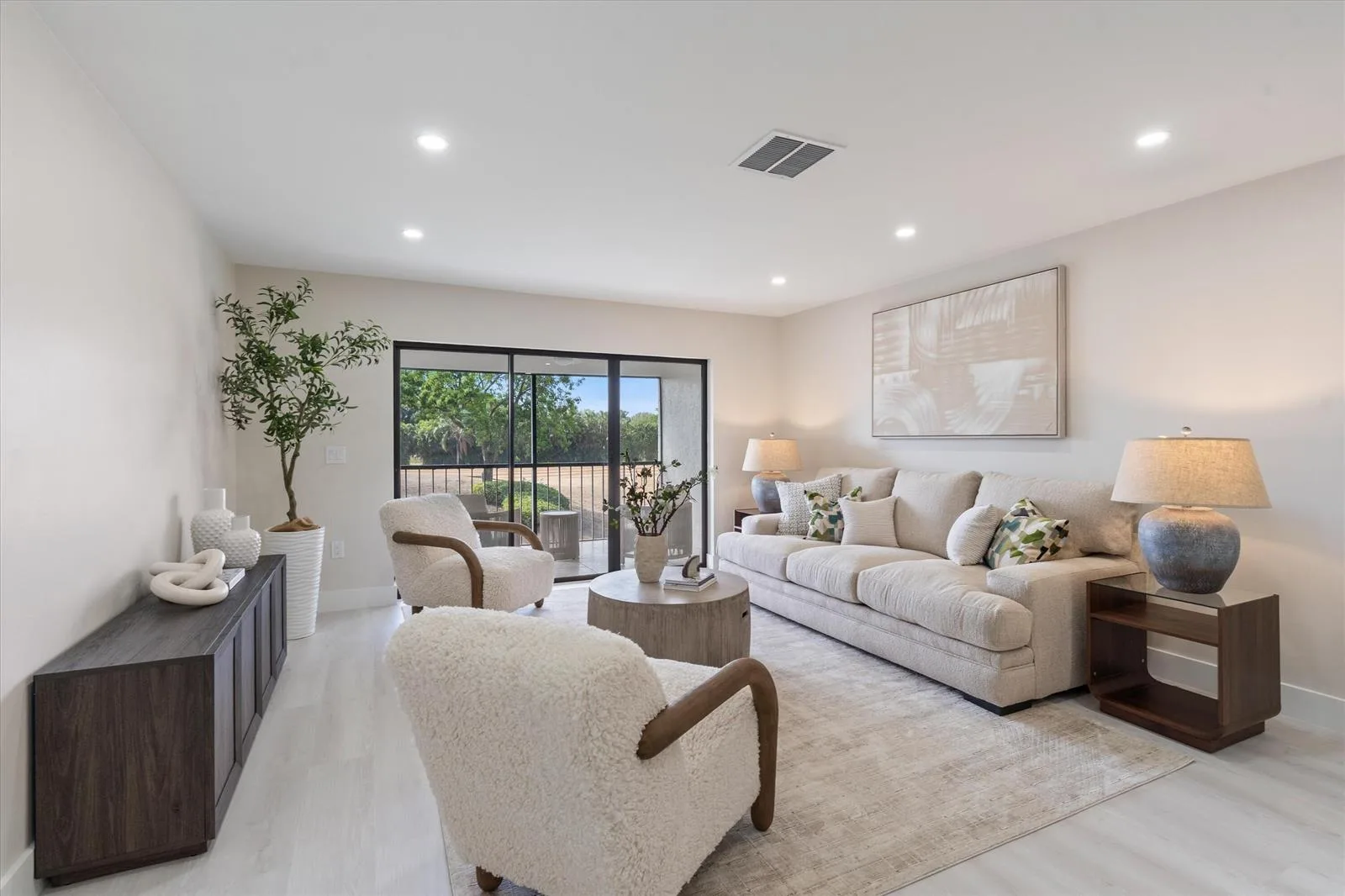 47 Stratford Lane W # F, Boynton Beach, FL 33436