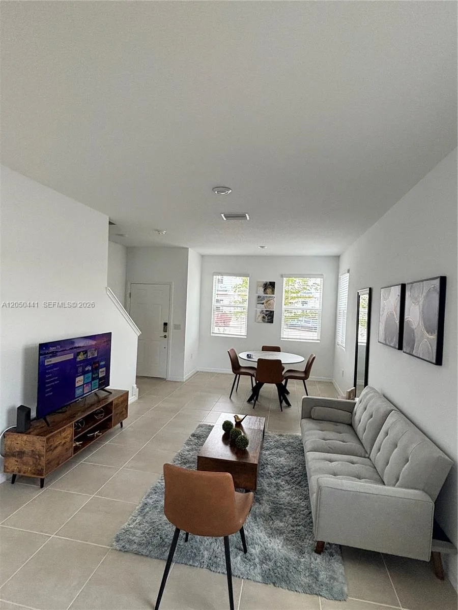 8768 daybreak st, Sarasota, FL 34241 photo 3