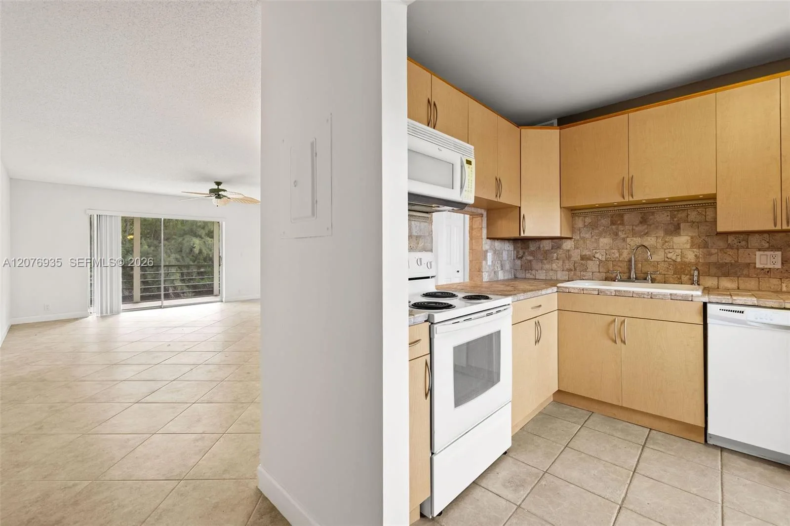 110 Lake Meryl Drive # 216, West Palm Beach, FL 33411 photo 4