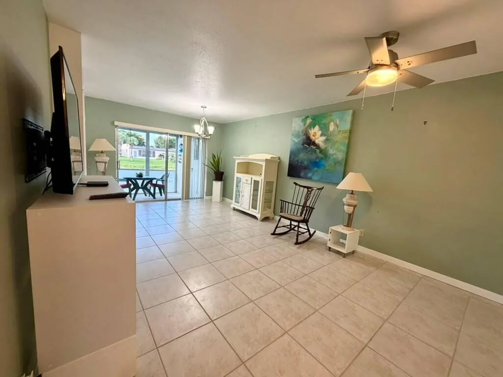 311 GOLDEN RIVER Drive, West Palm Beach, FL 33411 photo 12