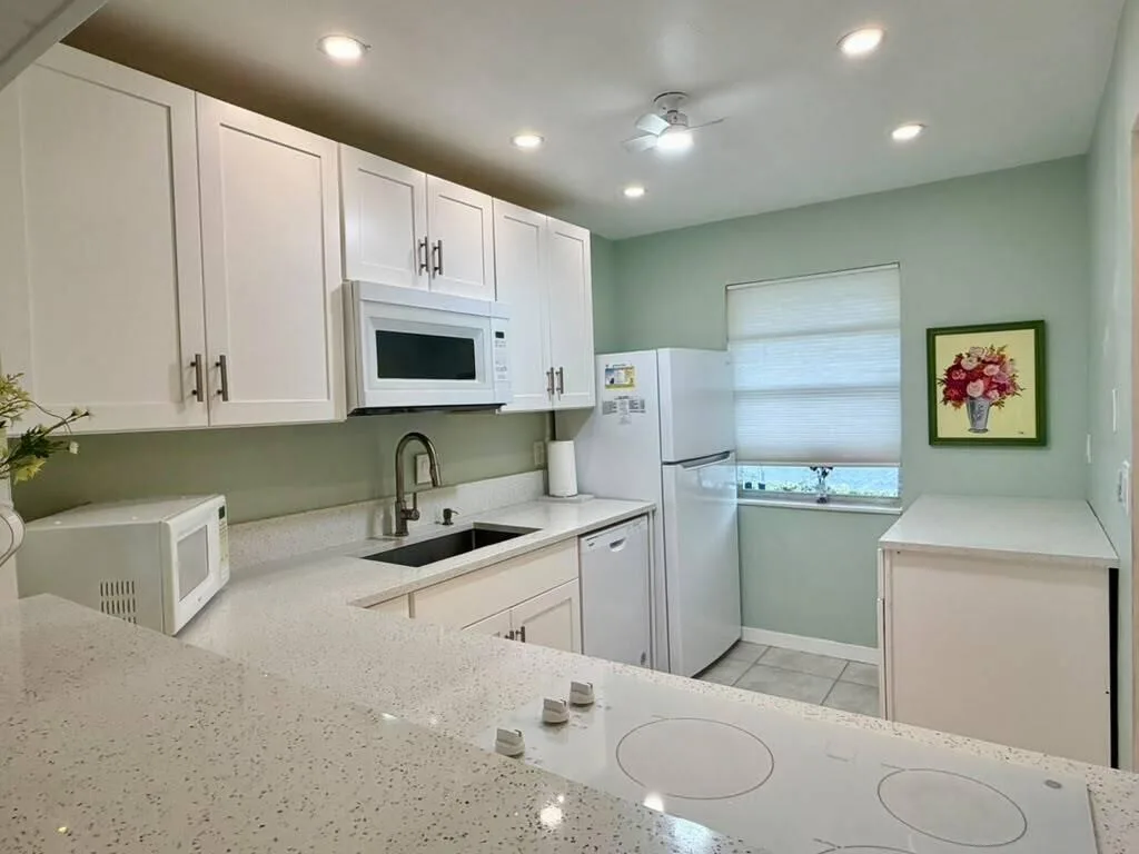 311 GOLDEN RIVER Drive, West Palm Beach, FL 33411 photo 13