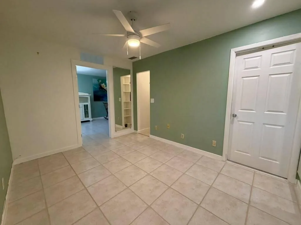 311 GOLDEN RIVER Drive, West Palm Beach, FL 33411 photo 3