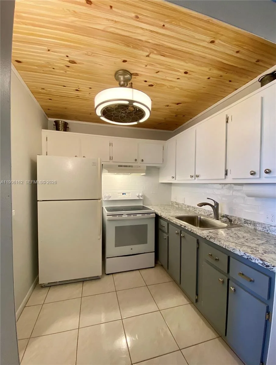 142 Preston D # 142, Boca Raton, FL 33434 photo 4