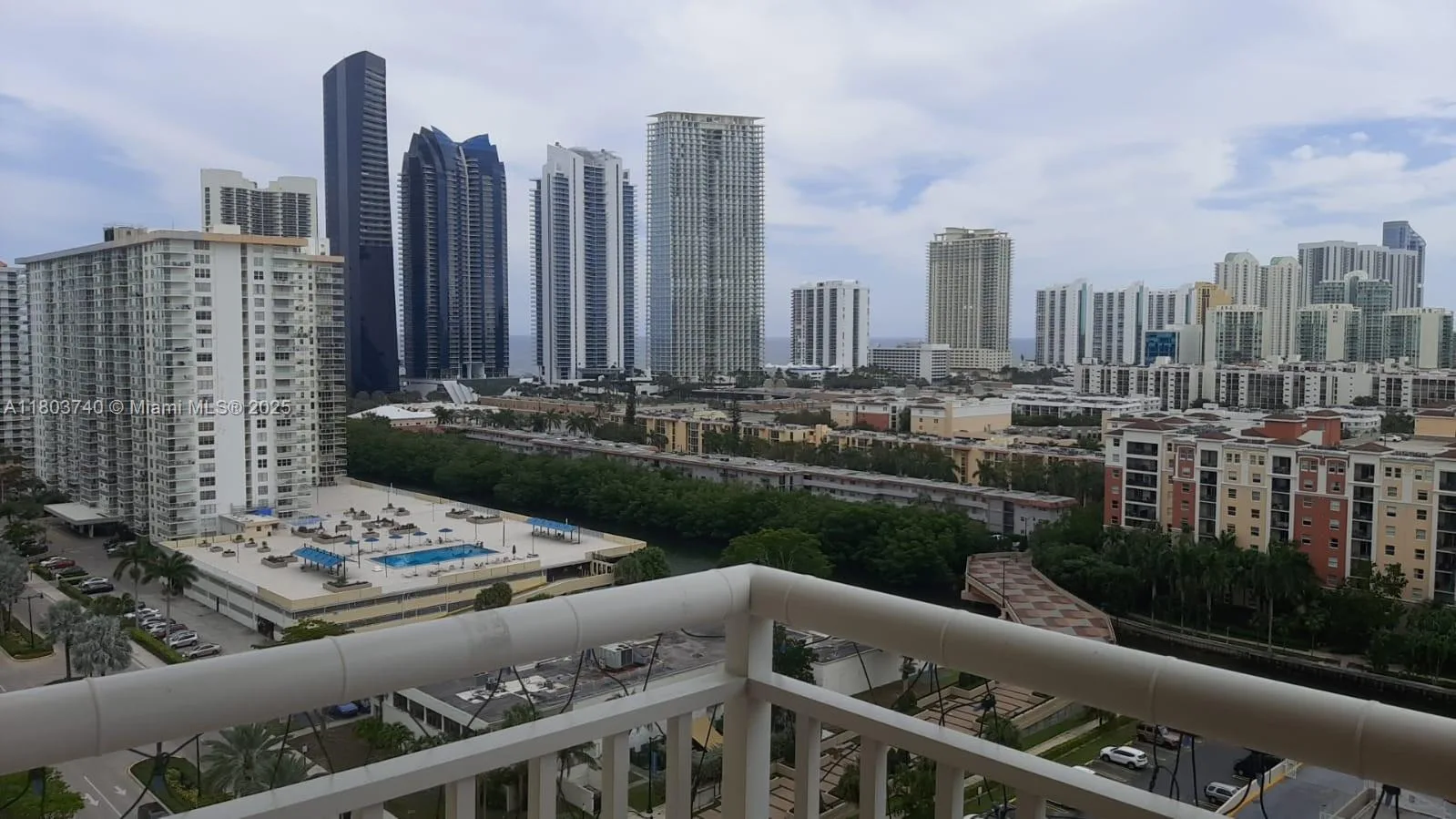 251 174th St # 1711, Sunny Isles Beach, FL 33160