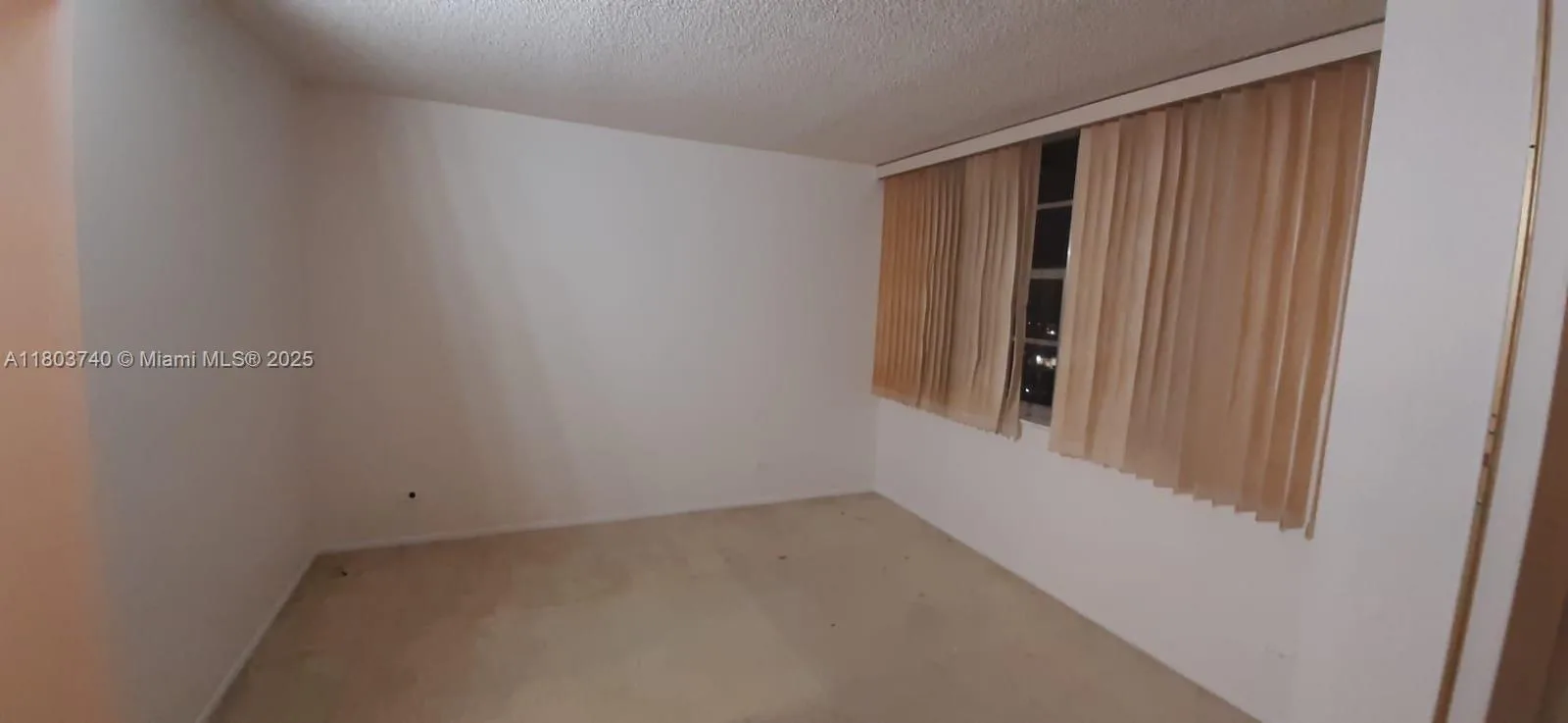 251 174th St # 1711, Sunny Isles Beach, FL 33160 photo 12