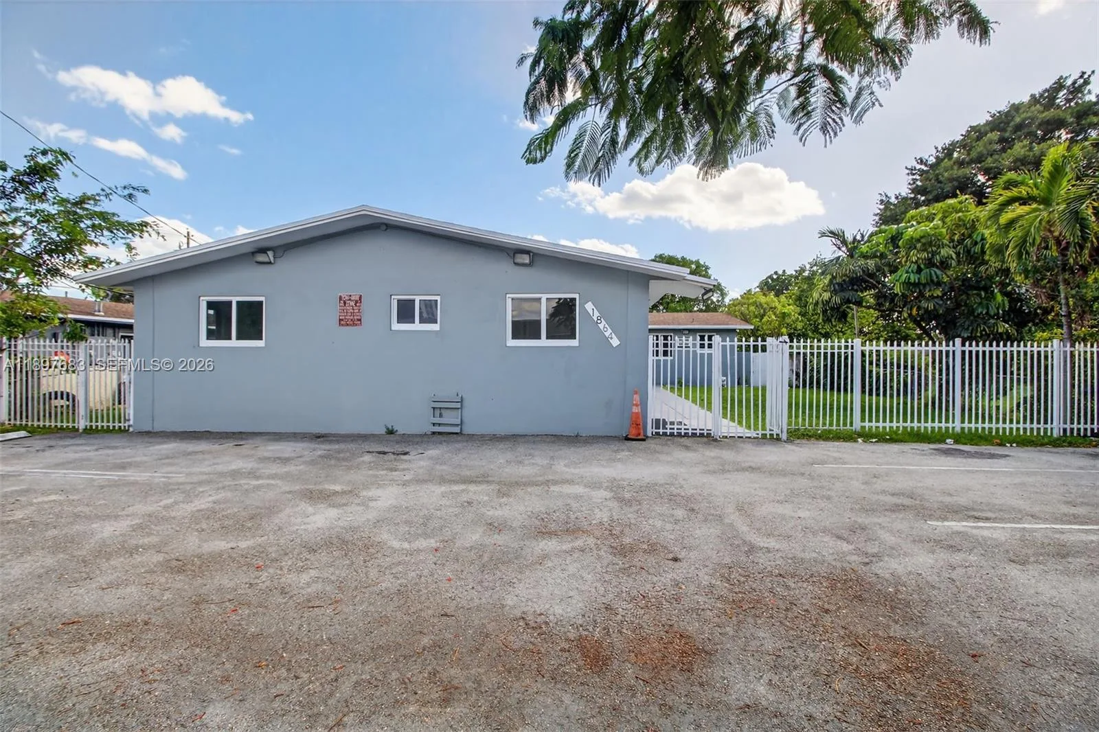 1864 NW 28th St, Miami, FL 33142 photo 6