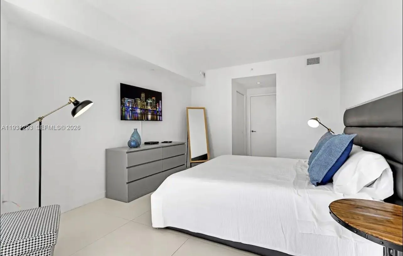 501 NE 31st St # 1607, Miami, FL 33137 photo 9