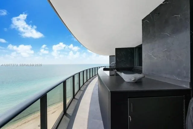 18555 Collins Ave # 1605, Sunny Isles Beach, FL 33160 photo 13
