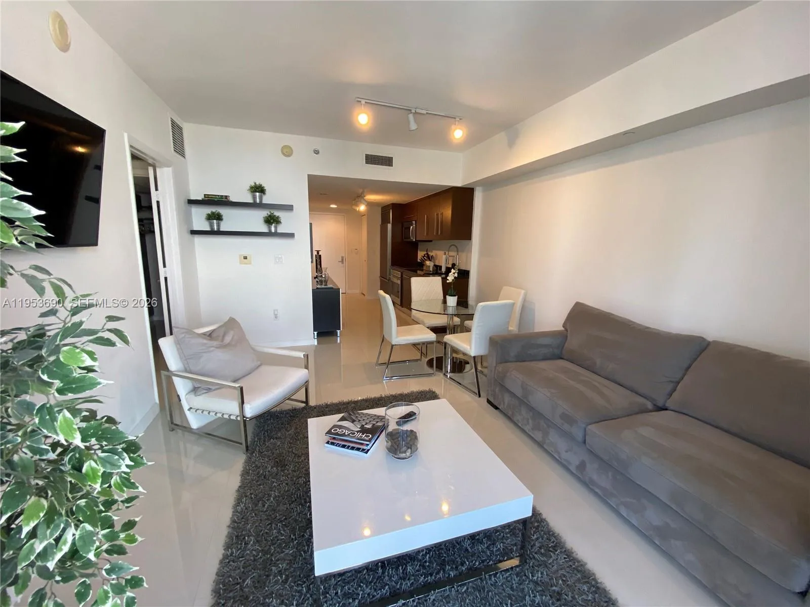 465 Brickell Ave # 3004, Miami, FL 33131 photo 5