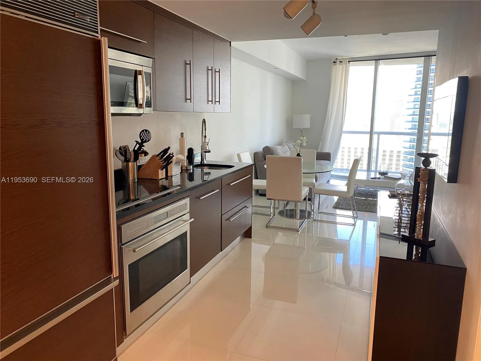 465 Brickell Ave # 3004, Miami, FL 33131 photo 7