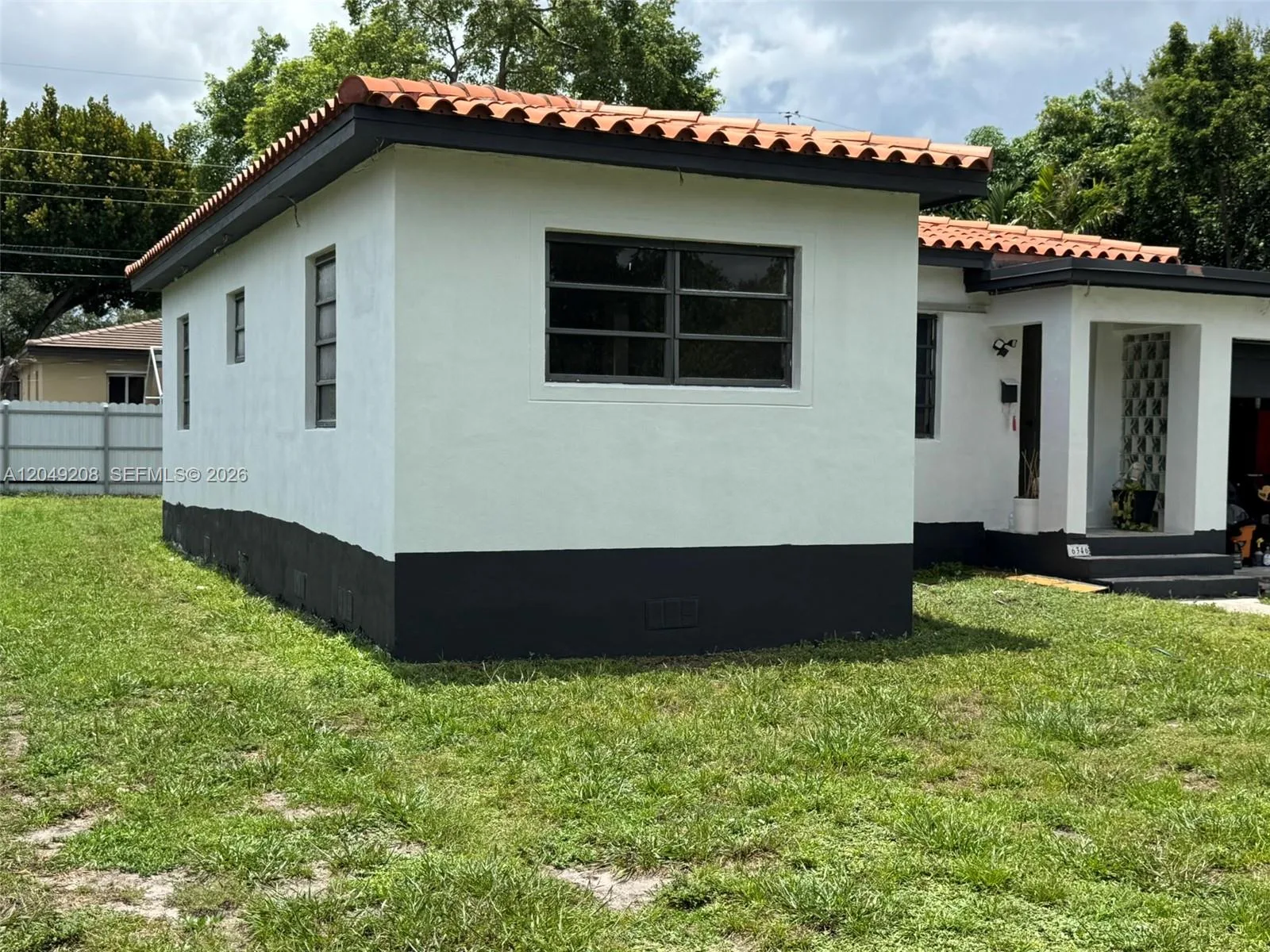 6346 NW 41st St, Virginia Gardens, FL 33166 photo 2