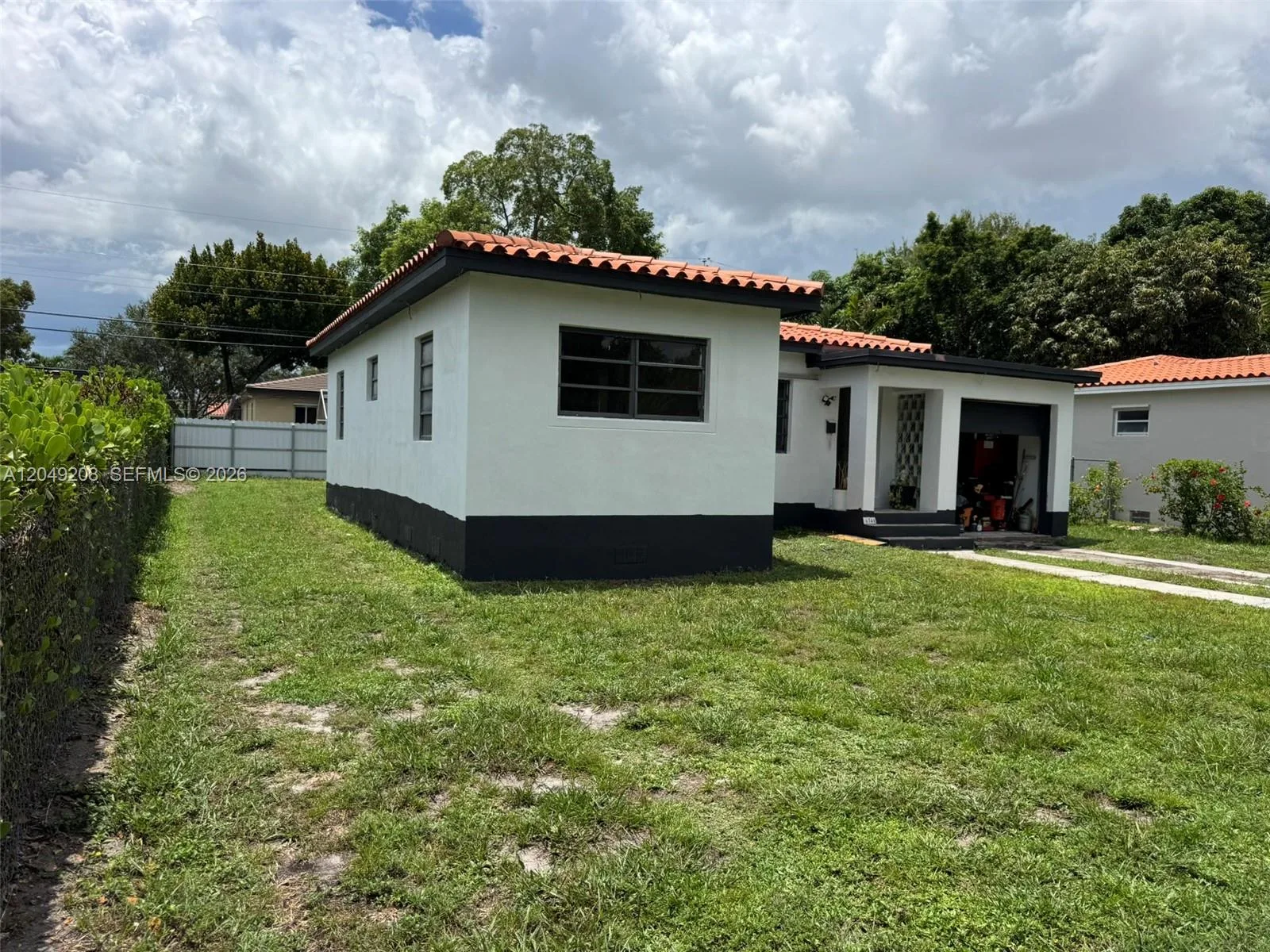 6346 NW 41st St, Virginia Gardens, FL 33166 photo 3