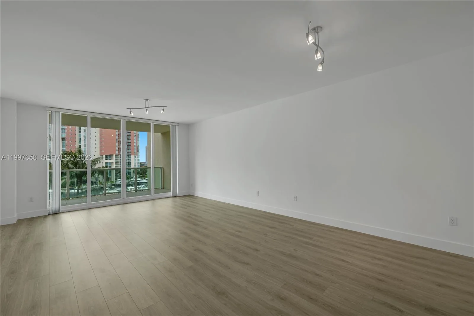 3340 NE 190th St # 503, Aventura, FL 33180 photo 11