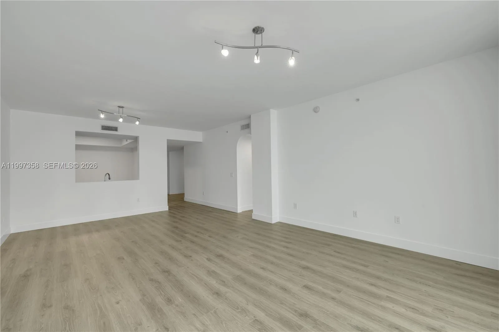 3340 NE 190th St # 503, Aventura, FL 33180 photo 4