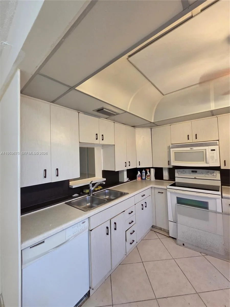 2805 Victoria Way # H2, Coconut Creek, FL 33066 photo 10