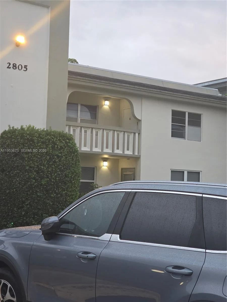 2805 Victoria Way # H2, Coconut Creek, FL 33066 photo 5