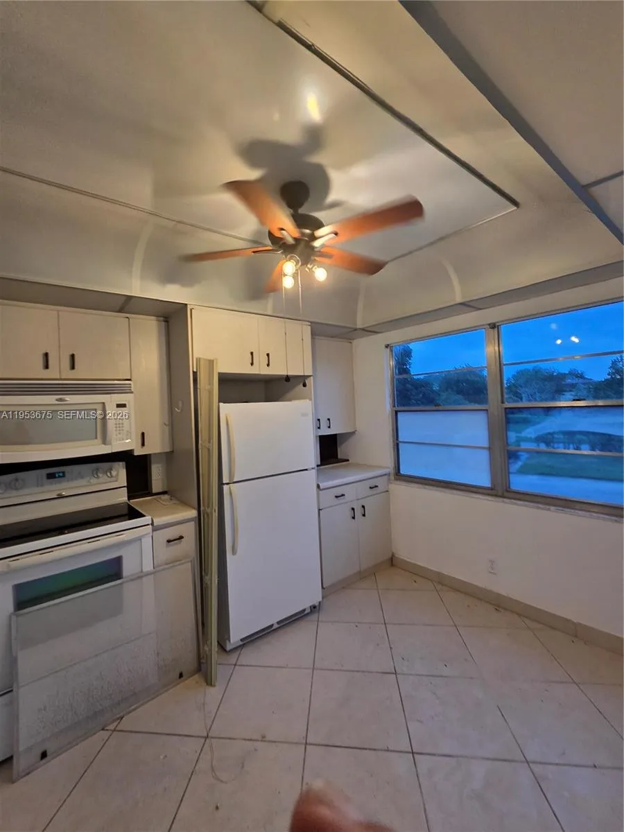 2805 Victoria Way # H2, Coconut Creek, FL 33066 photo 8