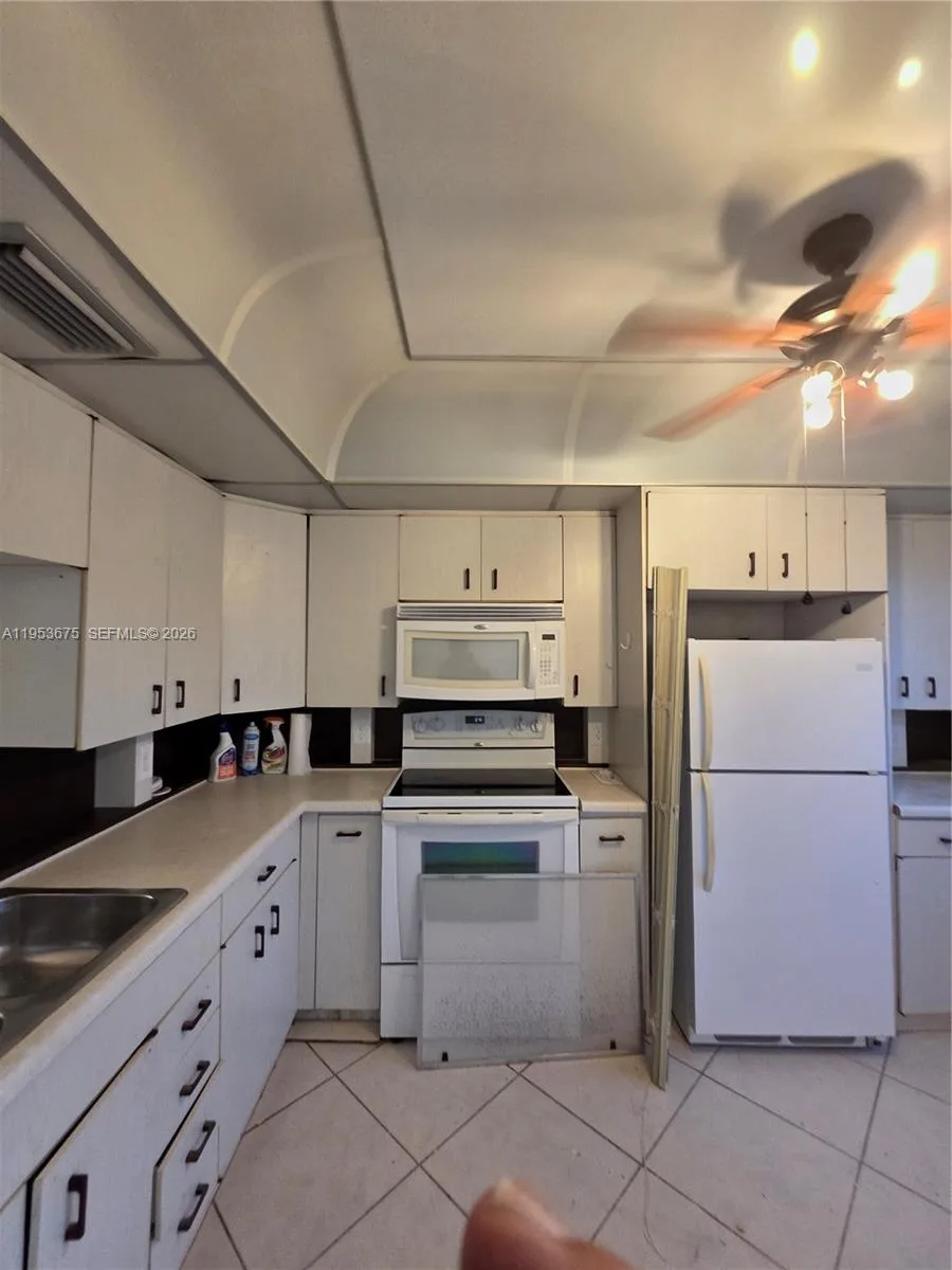 2805 Victoria Way # H2, Coconut Creek, FL 33066 photo 9