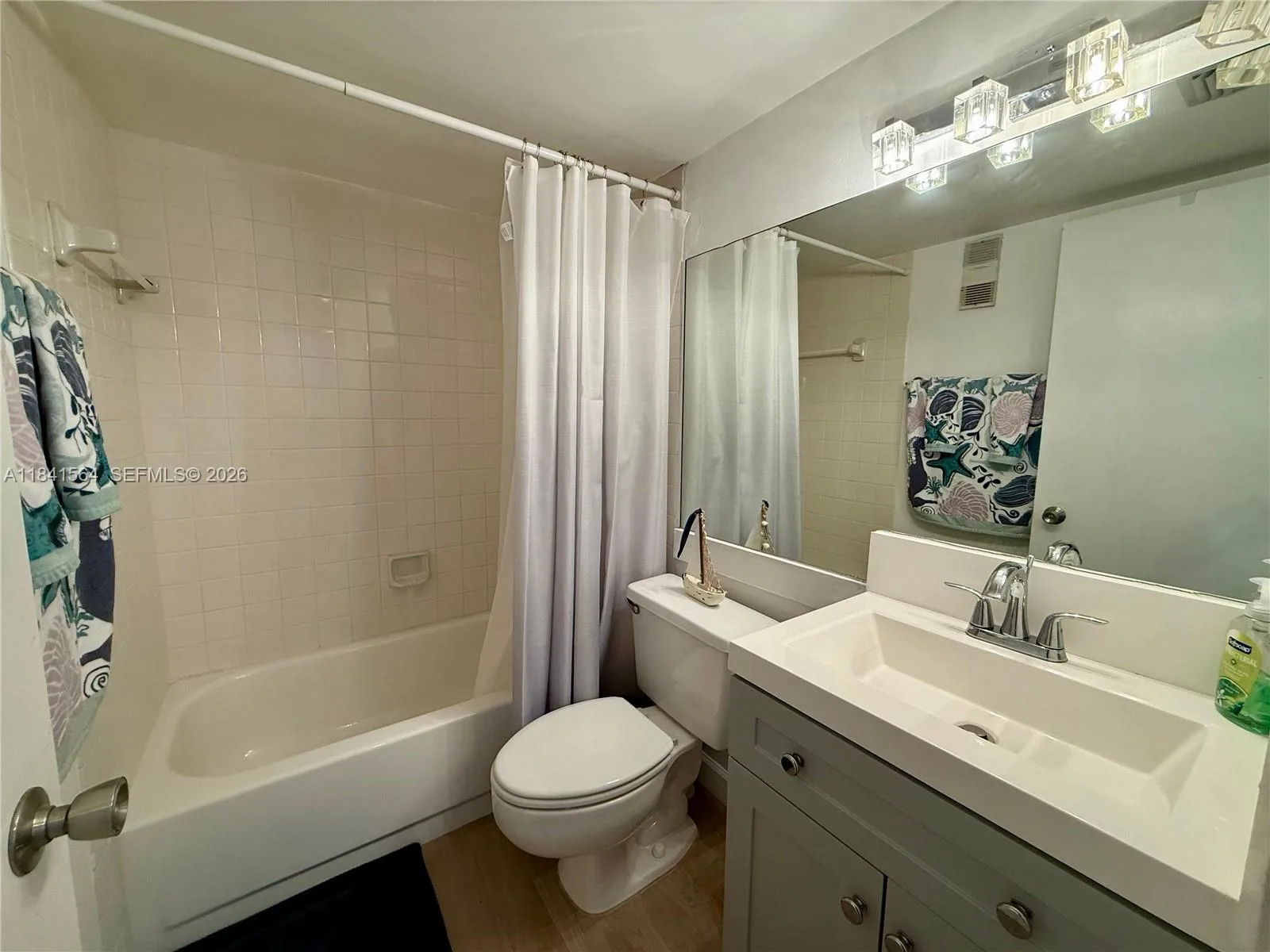 770 Claughton Island Dr # 1104, Miami, FL 33131 photo 13