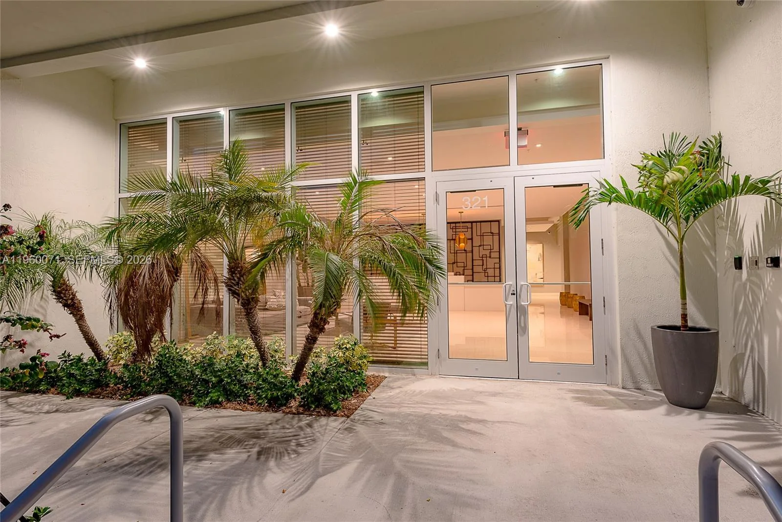 321 NE 26th St # 805, Miami, FL 33137 photo 6
