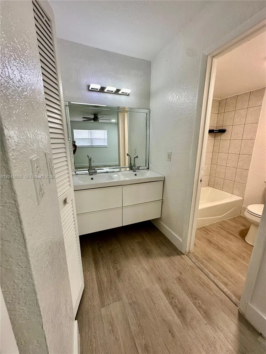 6201 N Falls Cir Dr # 212, Lauderhill, FL 33319 photo 11