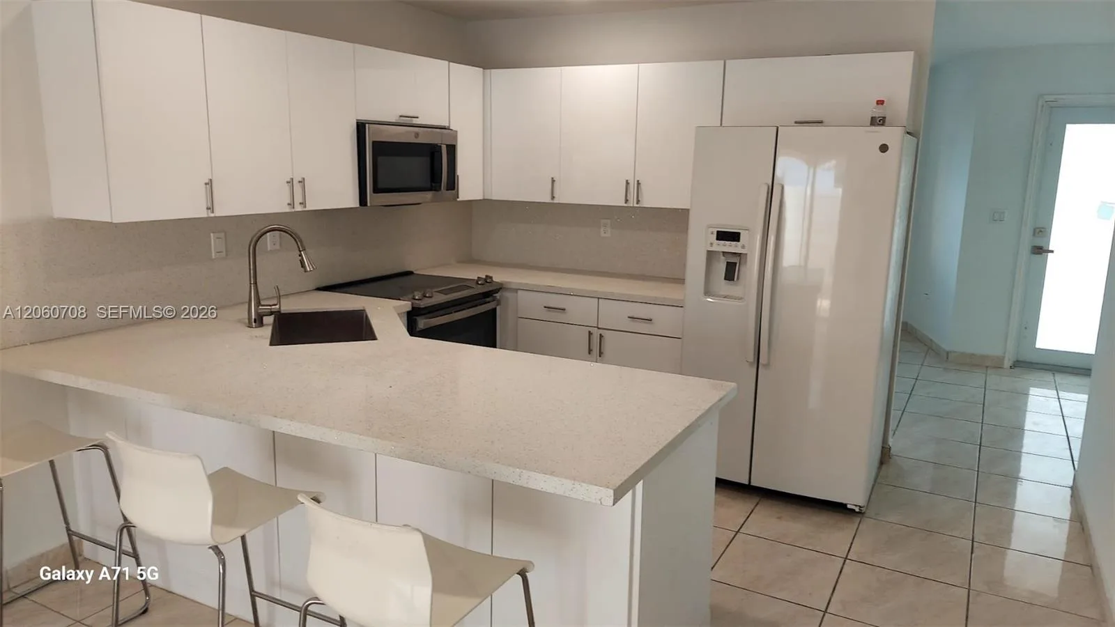 11507 SW 6th St, Sweetwater, FL 33174 photo 2