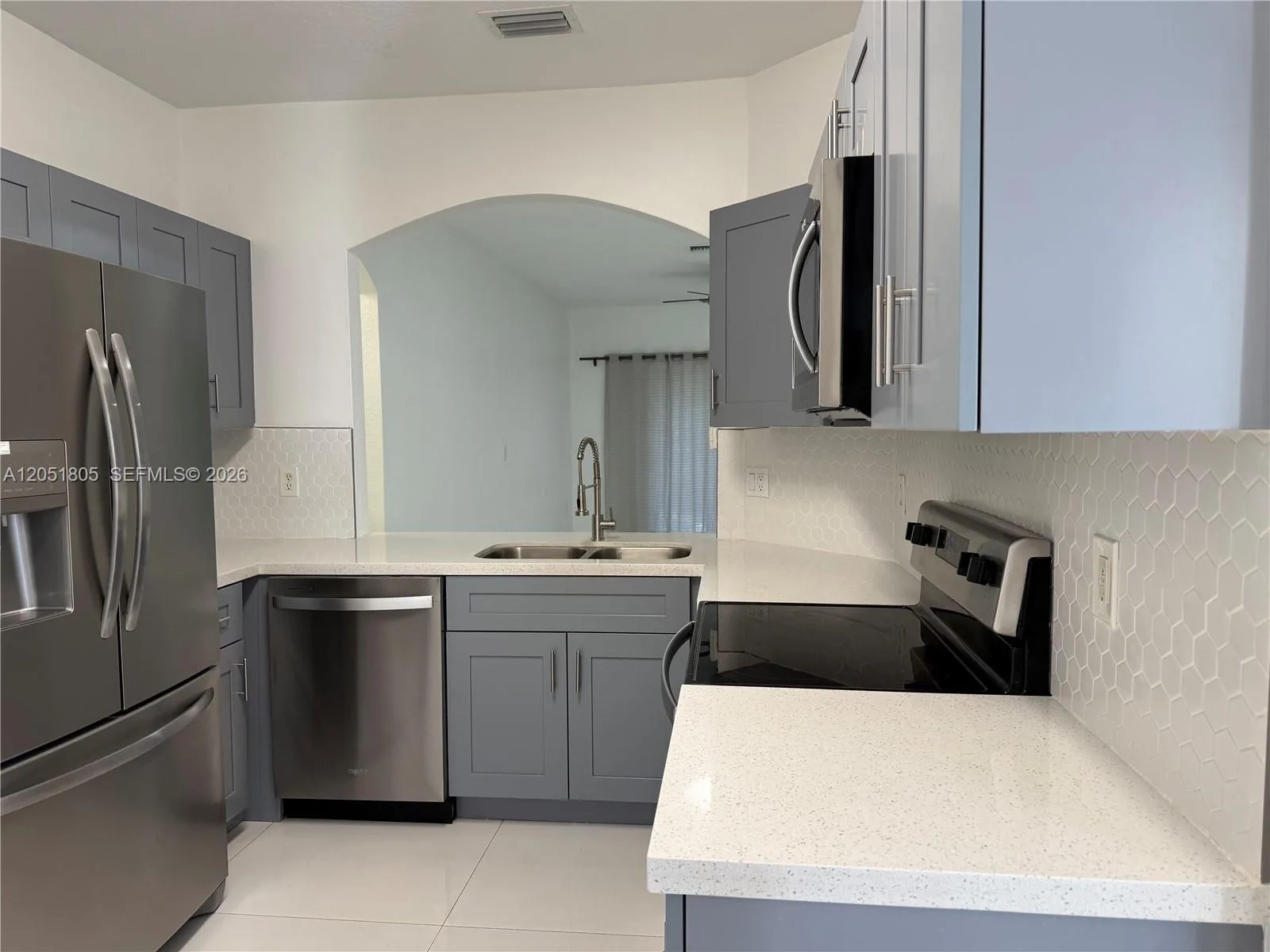 5670 NW 116th Ave # 104, Doral, FL 33178 photo 2