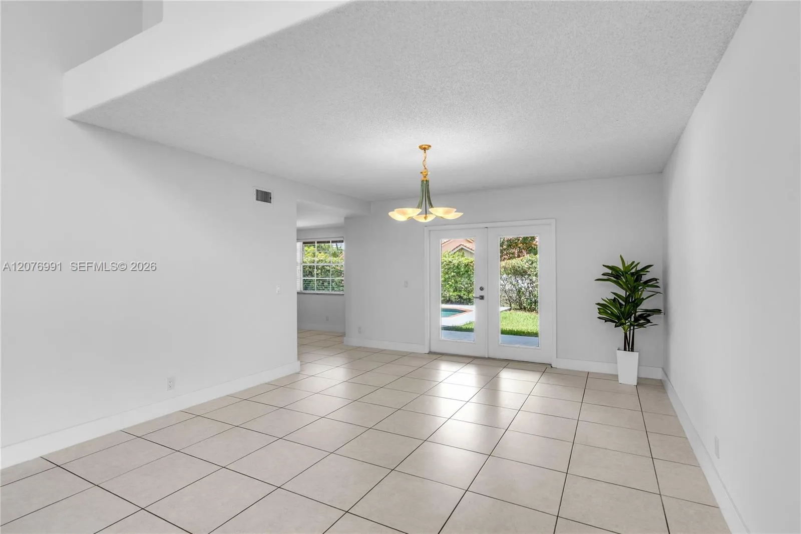 950 NW 197th Ter, Pembroke Pines, FL 33029 photo 6