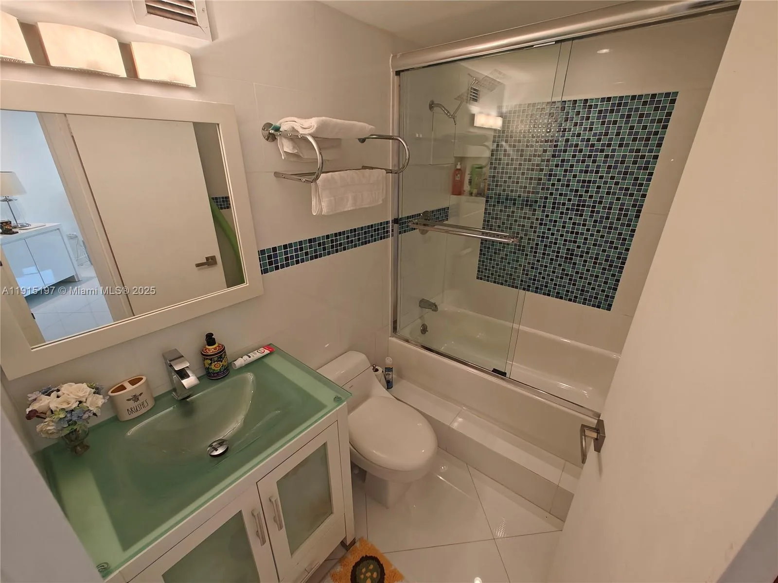 801 Brickell Bay Dr # 671, Miami, FL 33131 photo 11