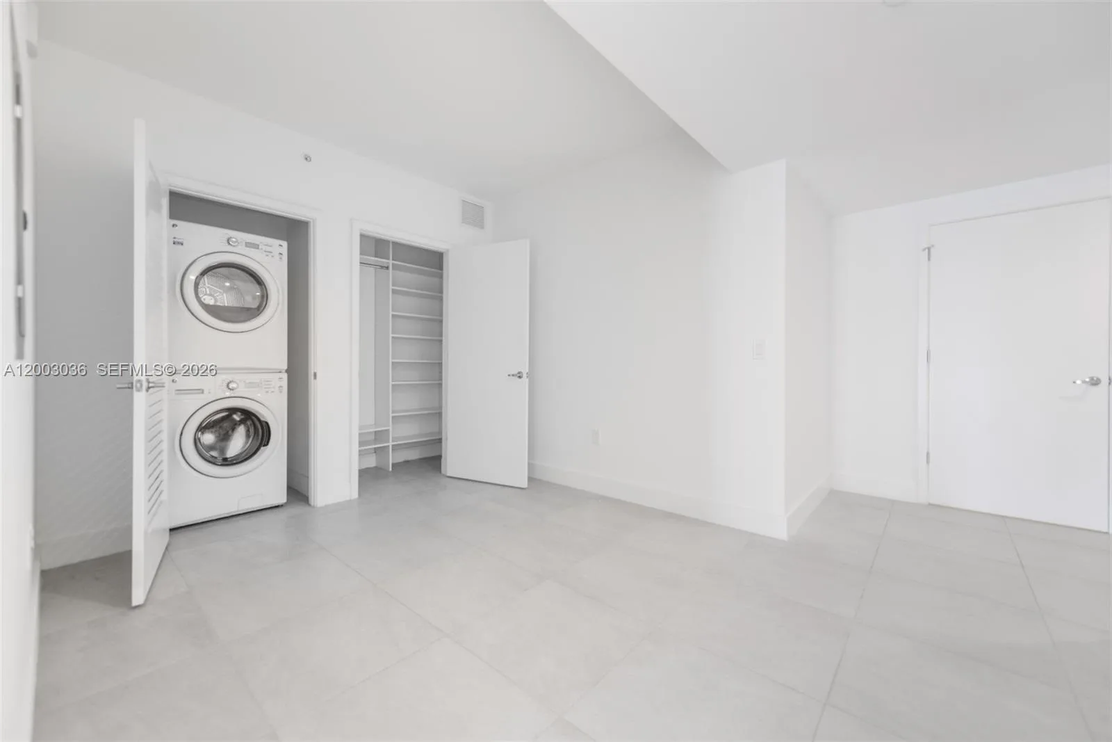 1010 Brickell Ave # 2911, Miami, FL 33131 photo 13