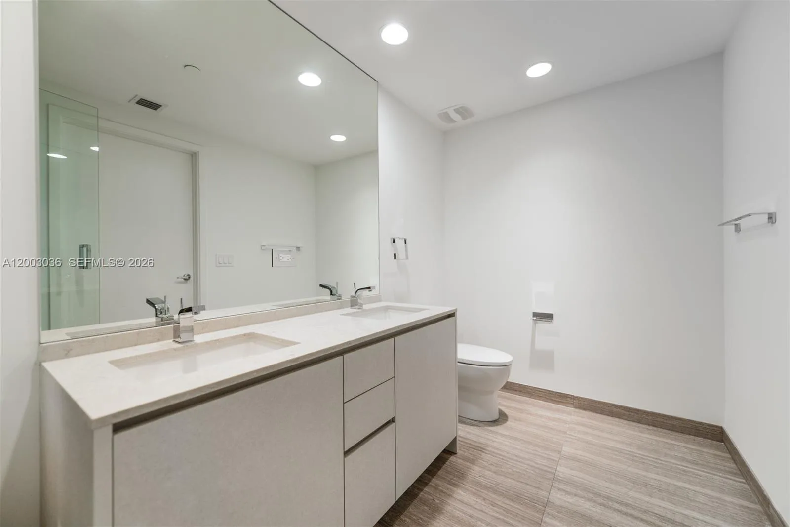 1010 Brickell Ave # 2911, Miami, FL 33131 photo 9