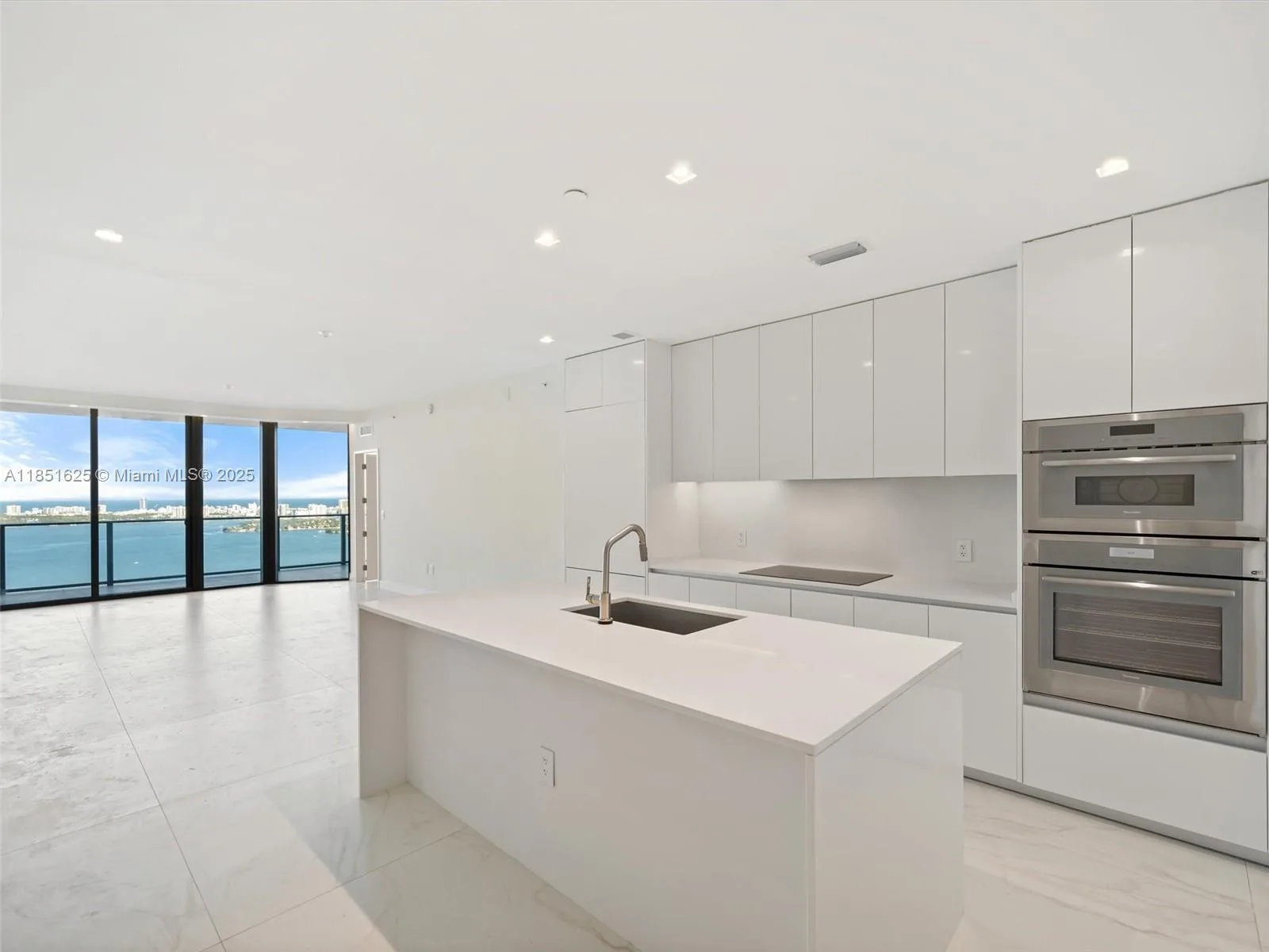 700 NE 24th St # 4305, Miami, FL 33137 photo 7
