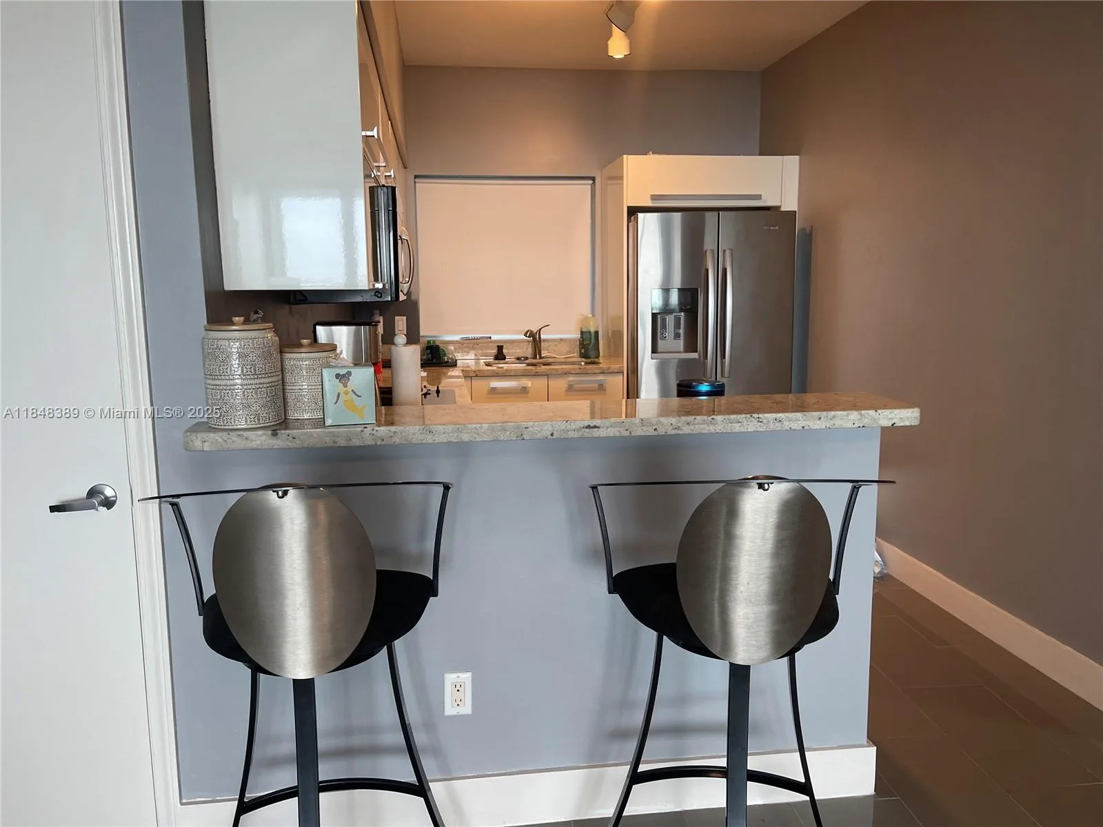 601 NE 36th St # 1009, Miami, FL 33137 photo 7