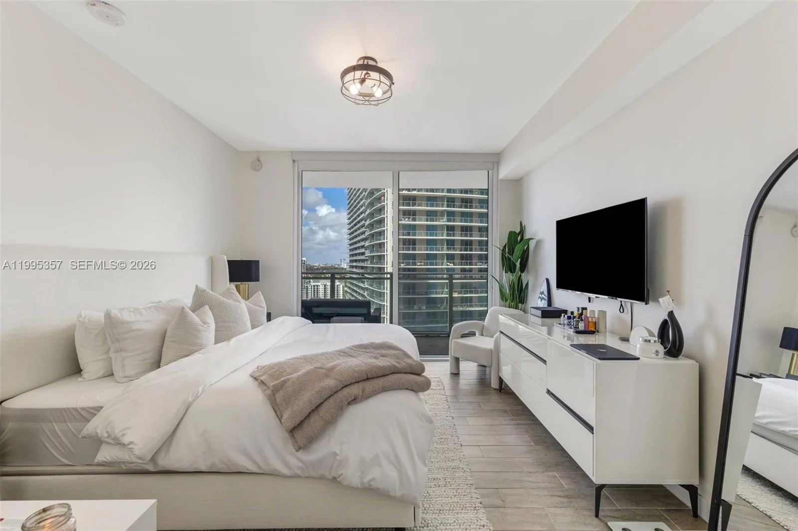 1080 Brickell Ave # 1909, Miami, FL 33131 photo 12