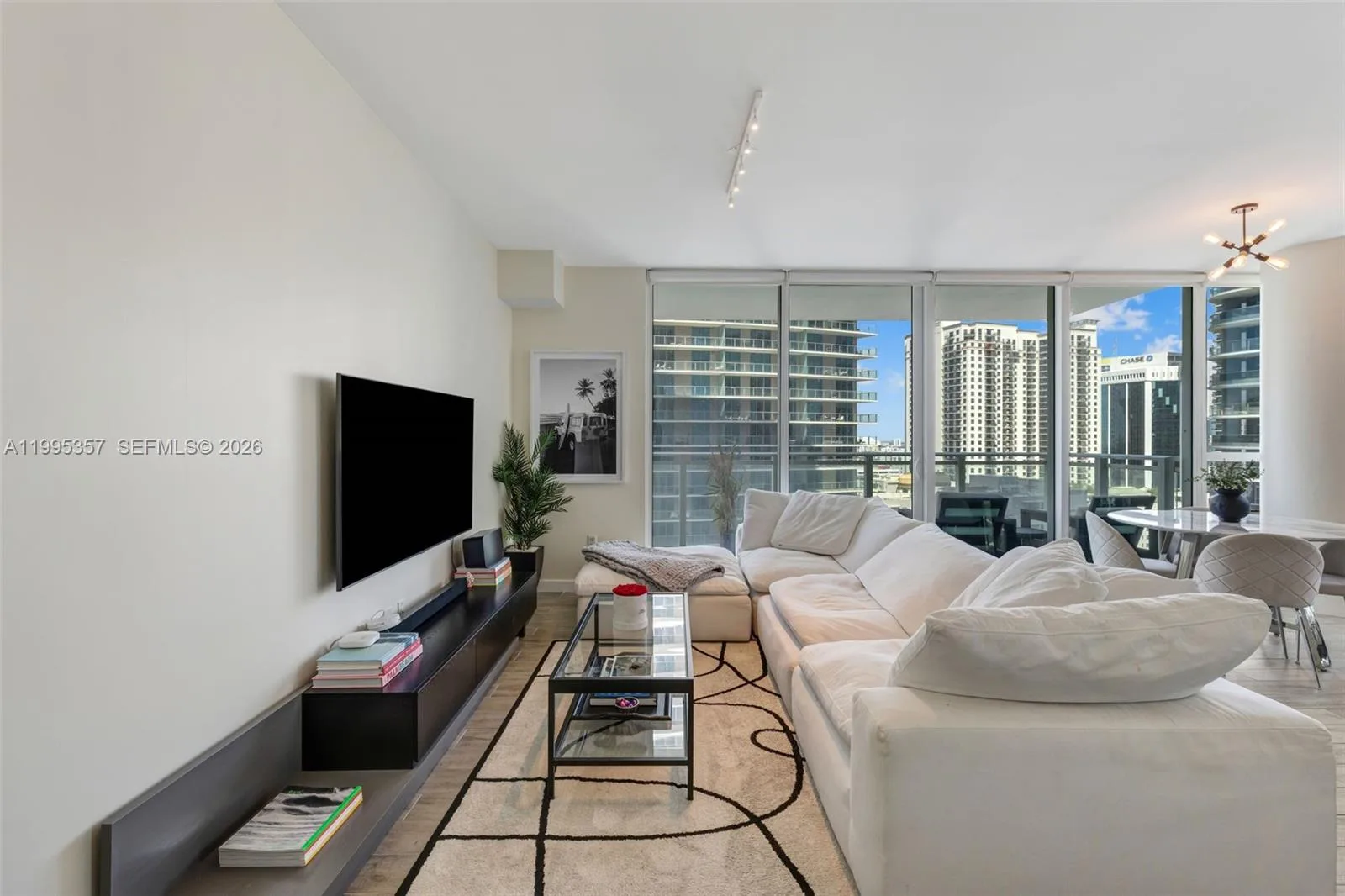 1080 Brickell Ave # 1909, Miami, FL 33131 photo 2