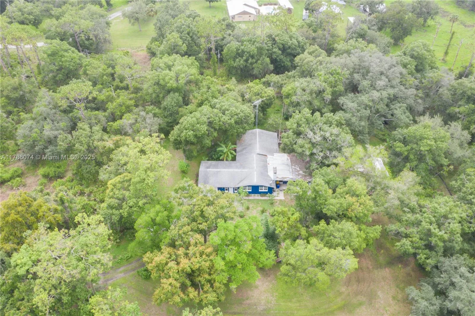 1745 County Road 731, Other City - In The State Of Florida, FL 33960 photo 3