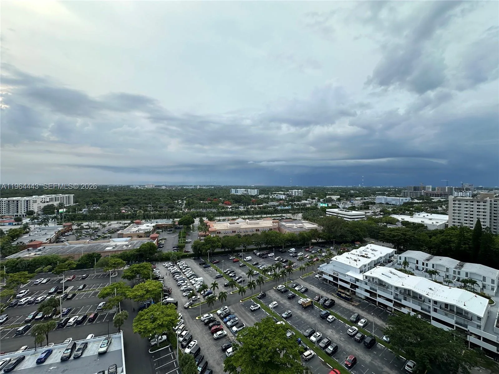 18051 Biscayne Blvd # PH05, Aventura, FL 33160 photo 2