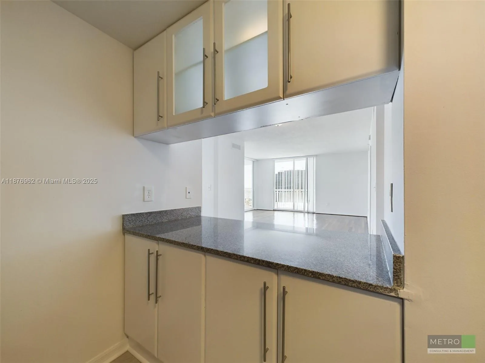 275 NE 18th St # 2007, Miami, FL 33132 photo 11